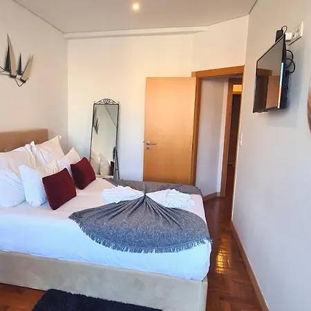 Rentalist Apartaments- Santa Catarina Appartement