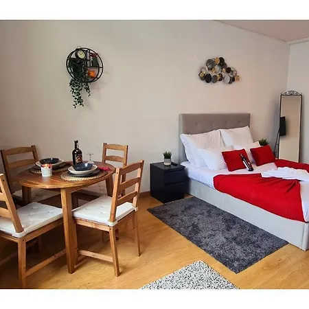 Rentalist Apartaments- Santa Catarina *
