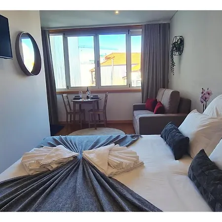 Rentalist Apartaments- Santa Catarina Apartment