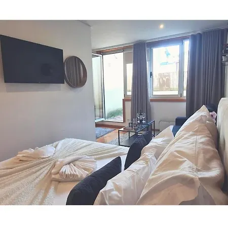 Rentalist Apartaments- Santa Catarina Apartment *